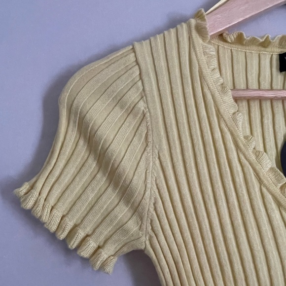 COPY - White Fox Yellow Baby Short-Sleeve Cardigan - Picture 3 of 6